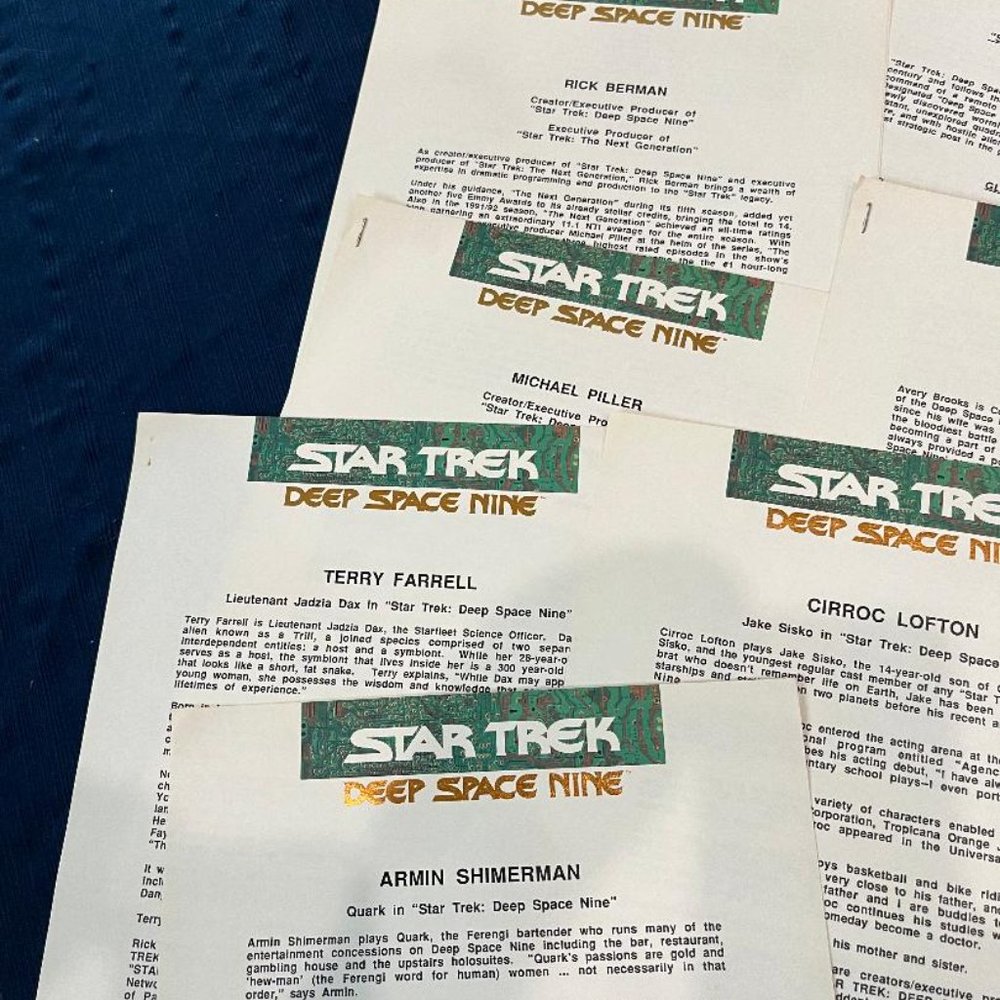 1993 Star Trek Deep Space Nine Press Kit - Picture 10 of 12